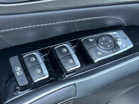 Used 2023 Kia Sorento SX AWD/4WD image 12