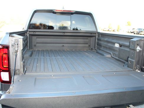 Certified 2023 Honda Ridgeline RTL image 32