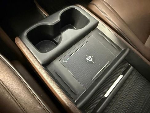 Used 2025 Honda Odyssey Touring image 24