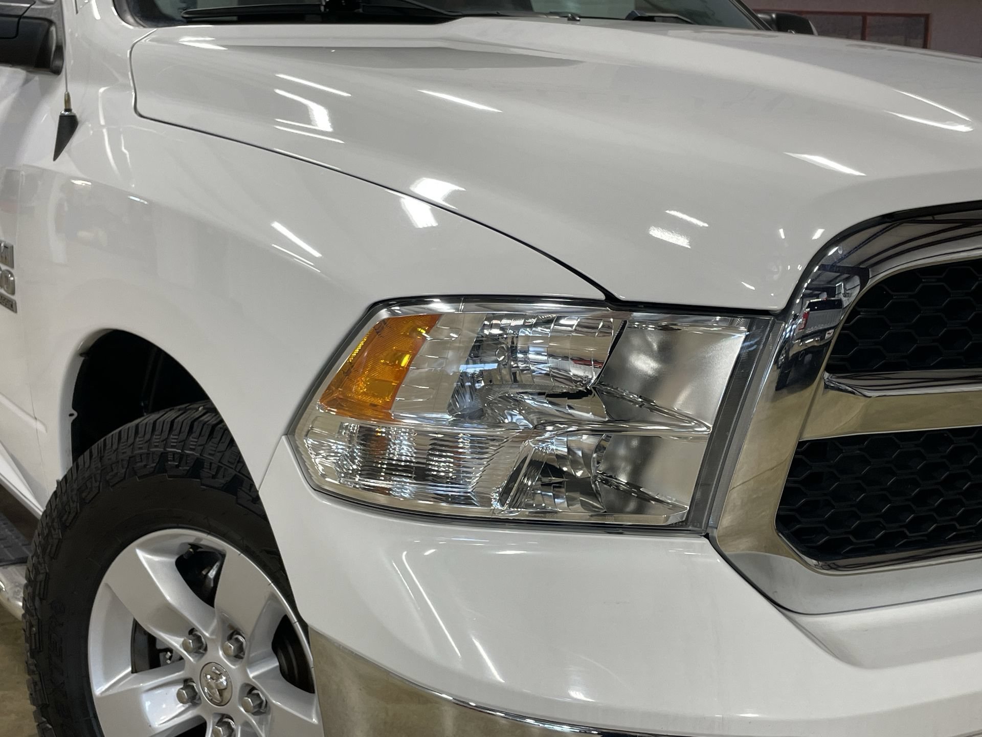 Used 2022 RAM 1500 Classic SLT w/ Trailer & Traction Group RWD image 10