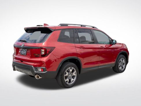 Certified 2023 Honda Passport TrailSport image 5