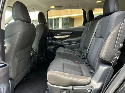 Used 2019 Subaru Ascent Premium AWD/4WD image 18
