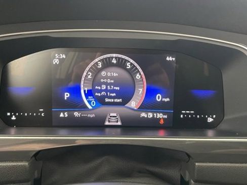 Used 2021 Volkswagen Tiguan SE R-Line image 38