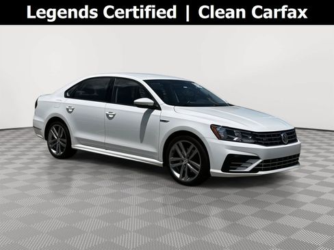Used 2018 Volkswagen Passat 2.0T R-Line FWD image 1