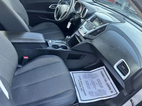 Used 2016 Chevrolet Equinox LS image 21