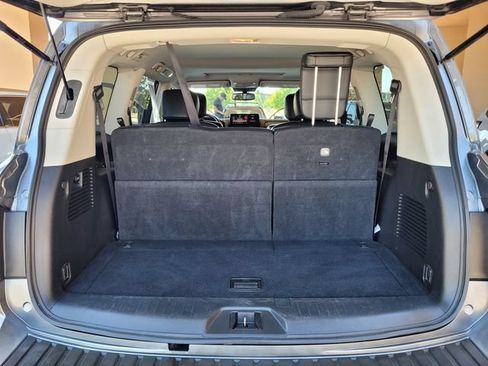 Used 2022 Nissan Armada SL w/ Captain's Chairs Package RWD image 33