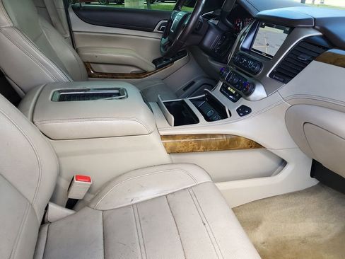 Used 2016 GMC Yukon Denali w/ Open Road Package AWD/4WD image 15