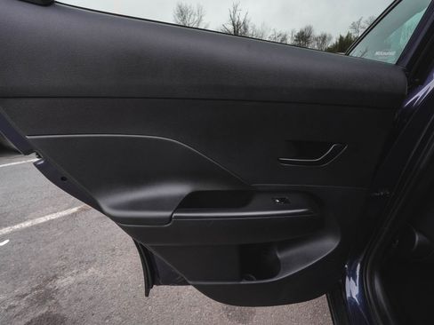 Used 2025 Hyundai Kona SEL image 12