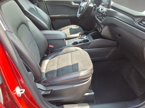 Used 2022 Ford Escape SEL w/ SEL Stealth AWD Package image 6