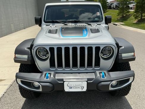 Used 2023 Jeep Wrangler Unlimited Rubicon 4xe w/ Cold Weather Group AWD/4WD image 9