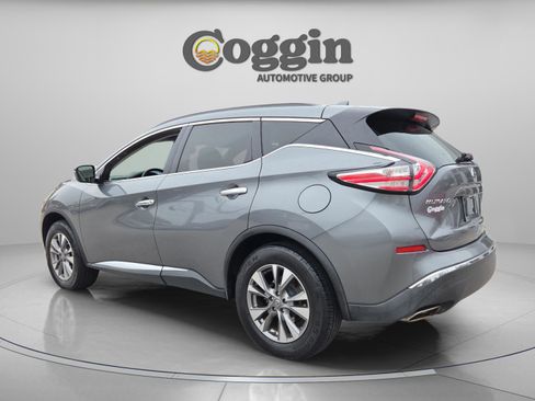 Used 2018 Nissan Murano SV image 3