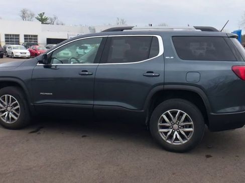 Used 2019 GMC Acadia SLE image 6