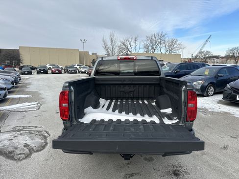 Used 2021 Chevrolet Colorado LT w/ Redline Special Edition image 10