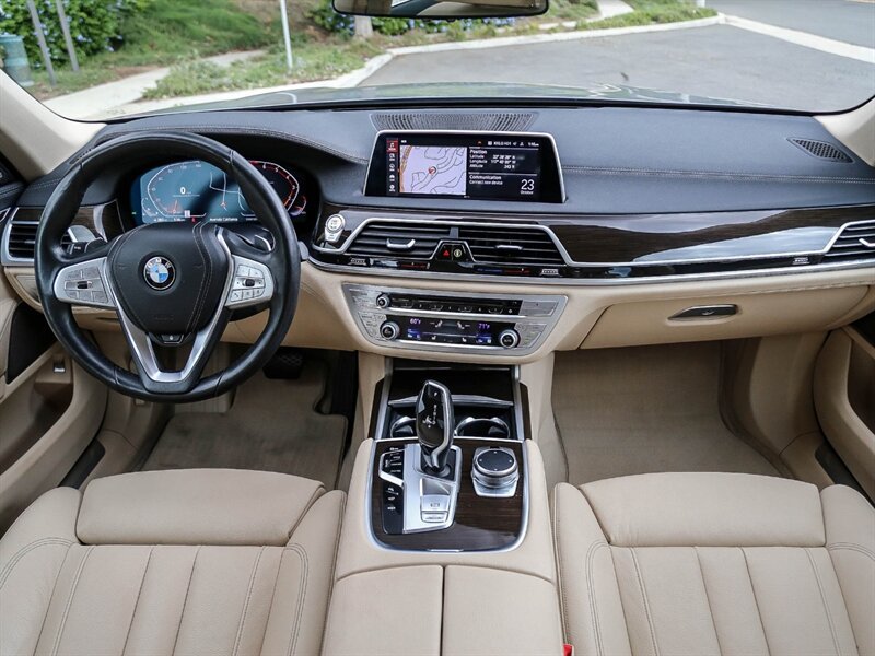 Used 2020 BMW 740i RWD image 16
