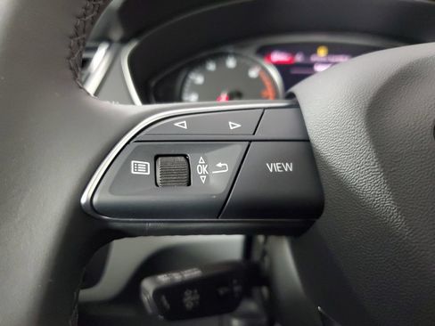 Used 2023 Audi Q5 2.0T Premium w/ Convenience Package AWD/4WD image 25