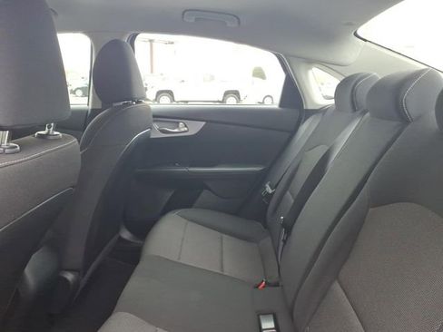 Used 2024 Kia Forte LXS image 7