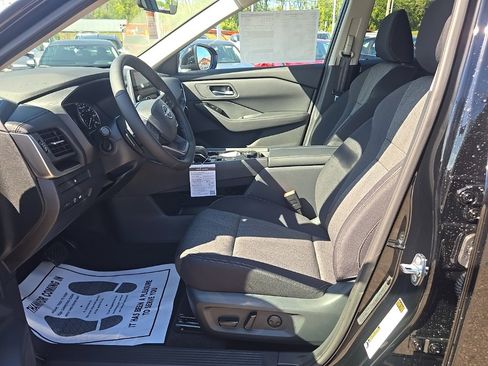 New 2026 Nissan Rogue SV w/ Cold Weather Package image 9