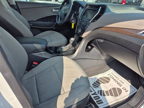 Used 2017 Hyundai Santa Fe Sport FWD image 10