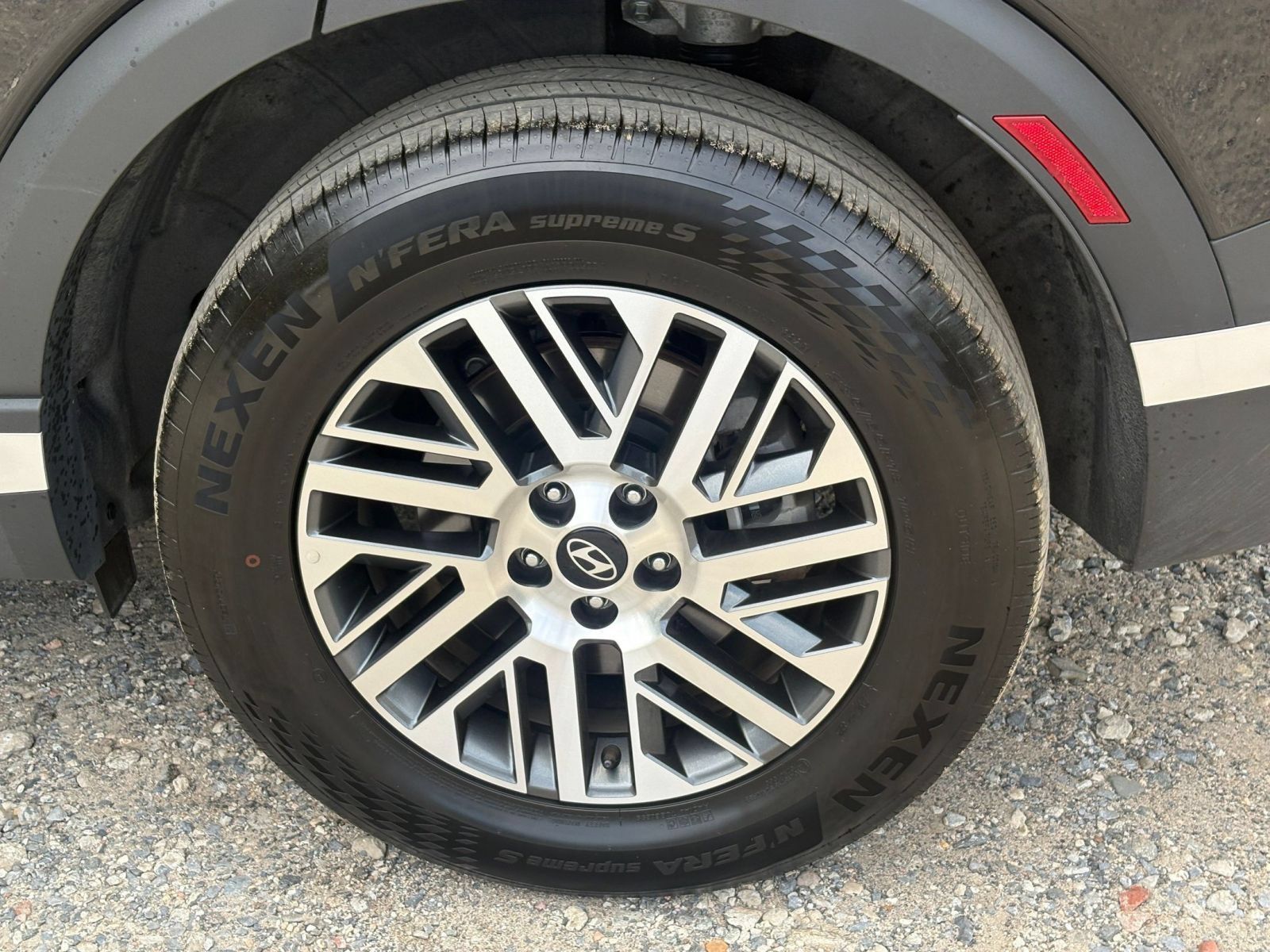 Used 2026 Hyundai Palisade SEL AWD/4WD image 29