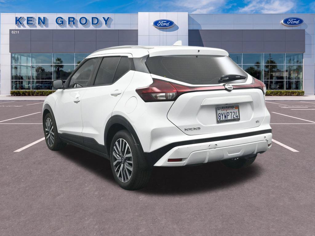 Used 2021 Nissan Kicks SV FWD image 8