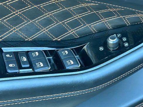 Used 2023 Jeep Grand Cherokee Summit image 21