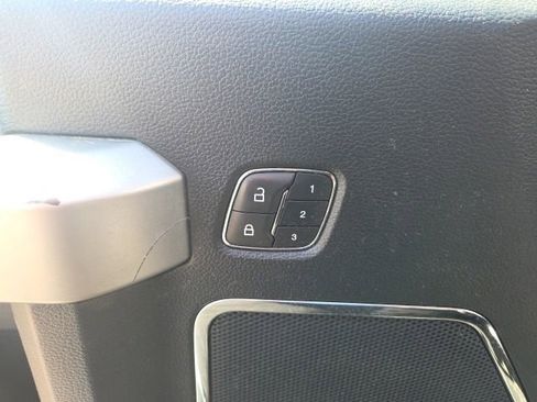 Used 2019 Ford F150 Lariat AWD/4WD image 23