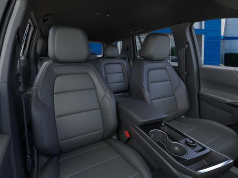 New 2026 Chevrolet Equinox LT w/ Convenience Package II AWD/4WD image 16