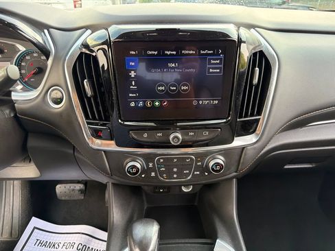 Used 2021 Chevrolet Traverse LT AWD/4WD image 31