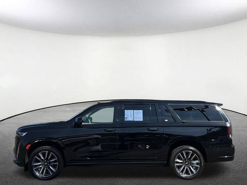 Certified 2024 Cadillac Escalade ESV Sport Platinum w/ LPO, ONYX Package AWD/4WD image 18