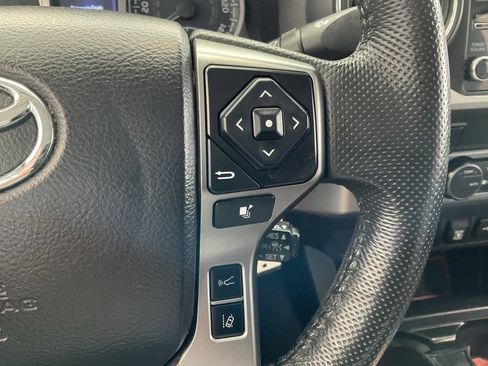 Used 2021 Toyota Tacoma SR5 image 14