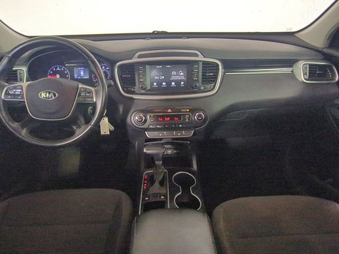 Used 2020 Kia Sorento LX w/ LX I4 Convenience Package FWD image 18