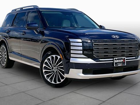 Certified 2026 Hyundai Palisade Calligraphy FWD image 5