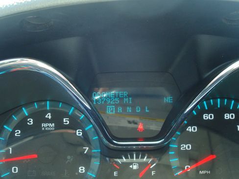 Used 2014 Chevrolet Traverse LT AWD/4WD image 9