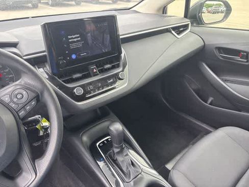 Used 2023 Toyota Corolla LE image 20