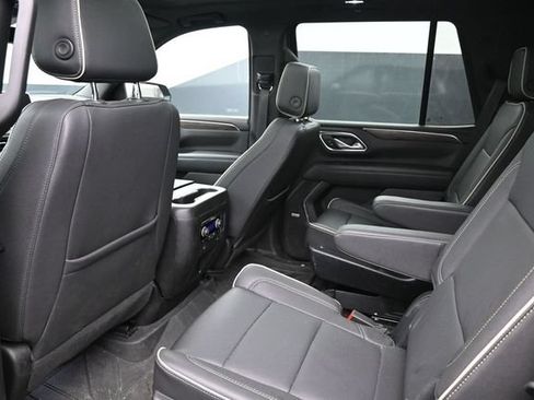 Used 2023 Chevrolet Tahoe Premier w/ Premium Package 2 AWD/4WD image 16