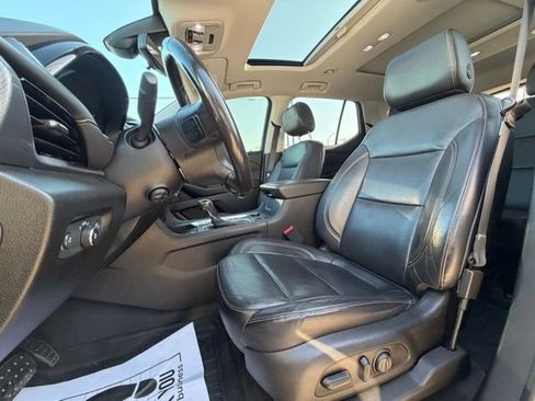 Used 2019 Chevrolet Traverse Premier w/ Redline Edition AWD/4WD image 13
