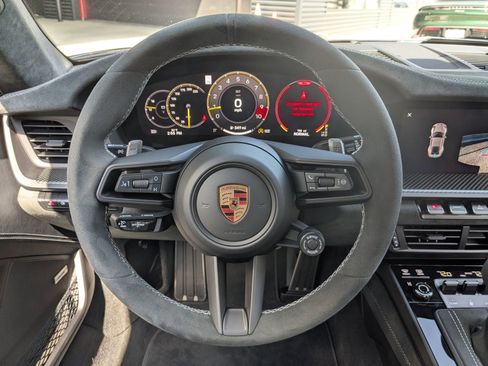 Certified 2026 Porsche 911 GT3 RWD image 17