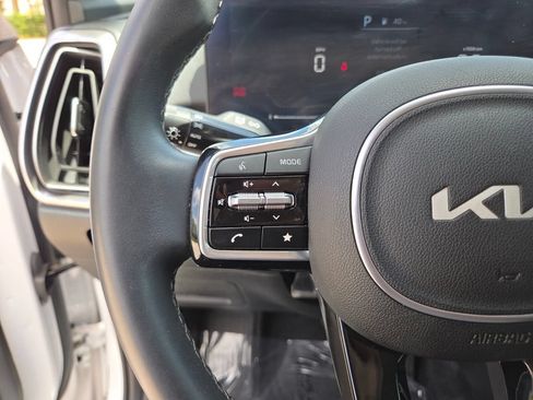 Used 2025 Kia Sorento S w/ Panoramic Sunroof Package FWD image 36