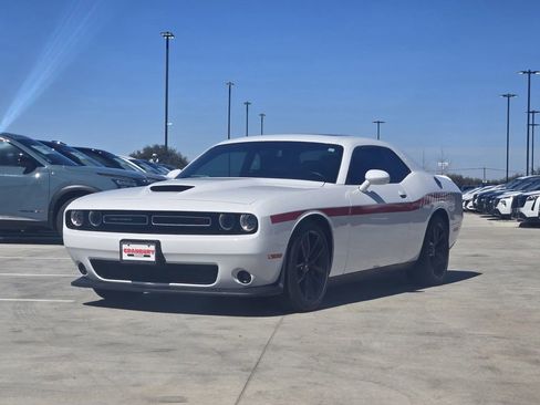 Used 2022 Dodge Challenger R/T w/ Plus Package RWD image 2