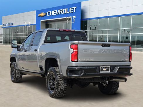 New 2026 Chevrolet Silverado 2500 ZR2 AWD/4WD image 4