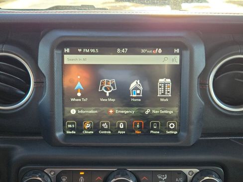 Used 2020 Jeep Gladiator Rubicon image 26