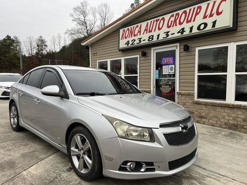 Used 2013 Chevrolet Cruze LT w/ RS Package image 2