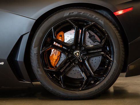 Used 2012 Lamborghini Aventador LP 700-4 AWD/4WD image 19