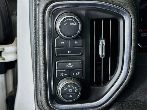 Used 2023 Chevrolet Silverado 2500 LT AWD/4WD image 10