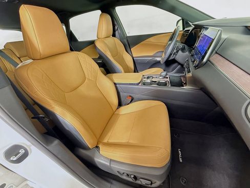 Used 2024 Lexus RX 350 Premium image 29