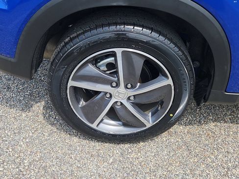 Certified 2021 Honda HR-V EX image 9