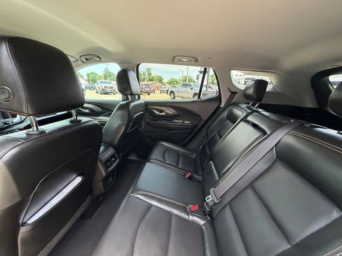 Used 2019 GMC Terrain SLT w/ Preferred Package AWD/4WD image 14