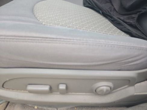 Used 2012 Chevrolet Traverse LS image 9