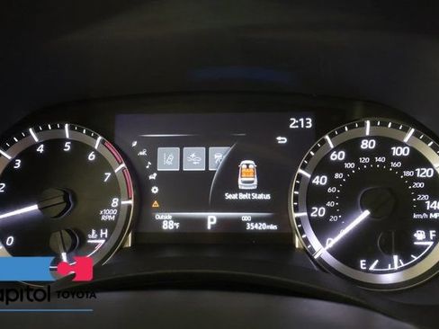 Used 2023 Toyota Highlander XLE AWD/4WD image 15
