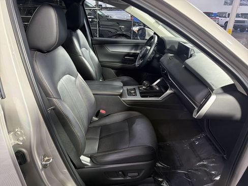 Used 2024 MAZDA CX-90 Plug-In Hybrid w/ Premium Pkg AWD/4WD image 26